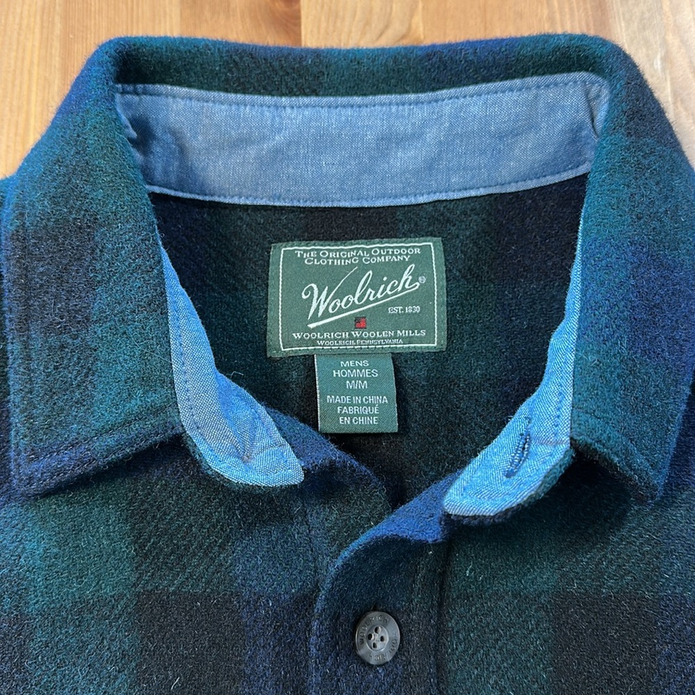 Woolrich Heavy Wool Shirt - Picture 2 of 8